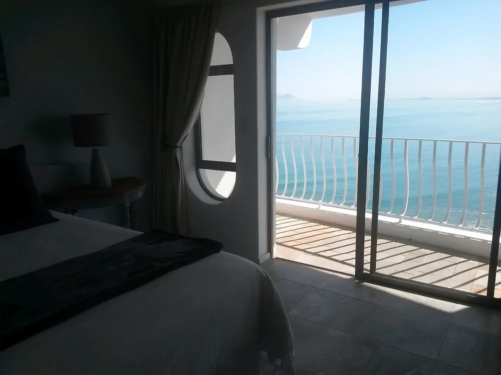 ハーバービュー ロッジ Gordonʼs Bay